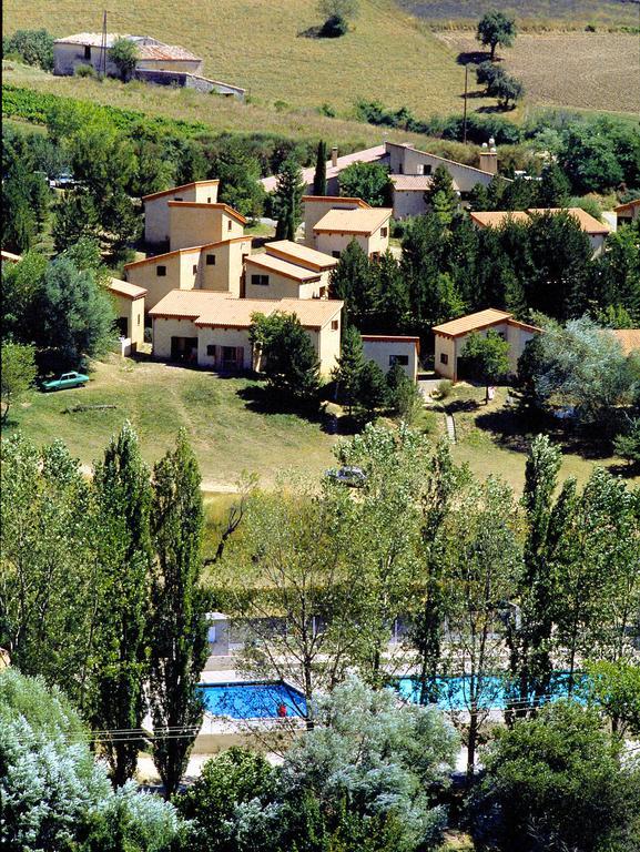 Hotel Vvf Drome Provence Montbrun-les-Bains Exteriér fotografie