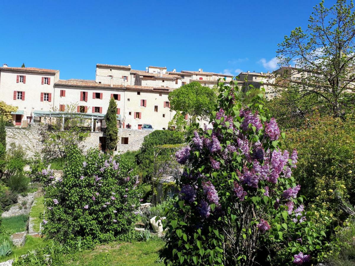 Hotel Vvf Drome Provence Montbrun-les-Bains Exteriér fotografie